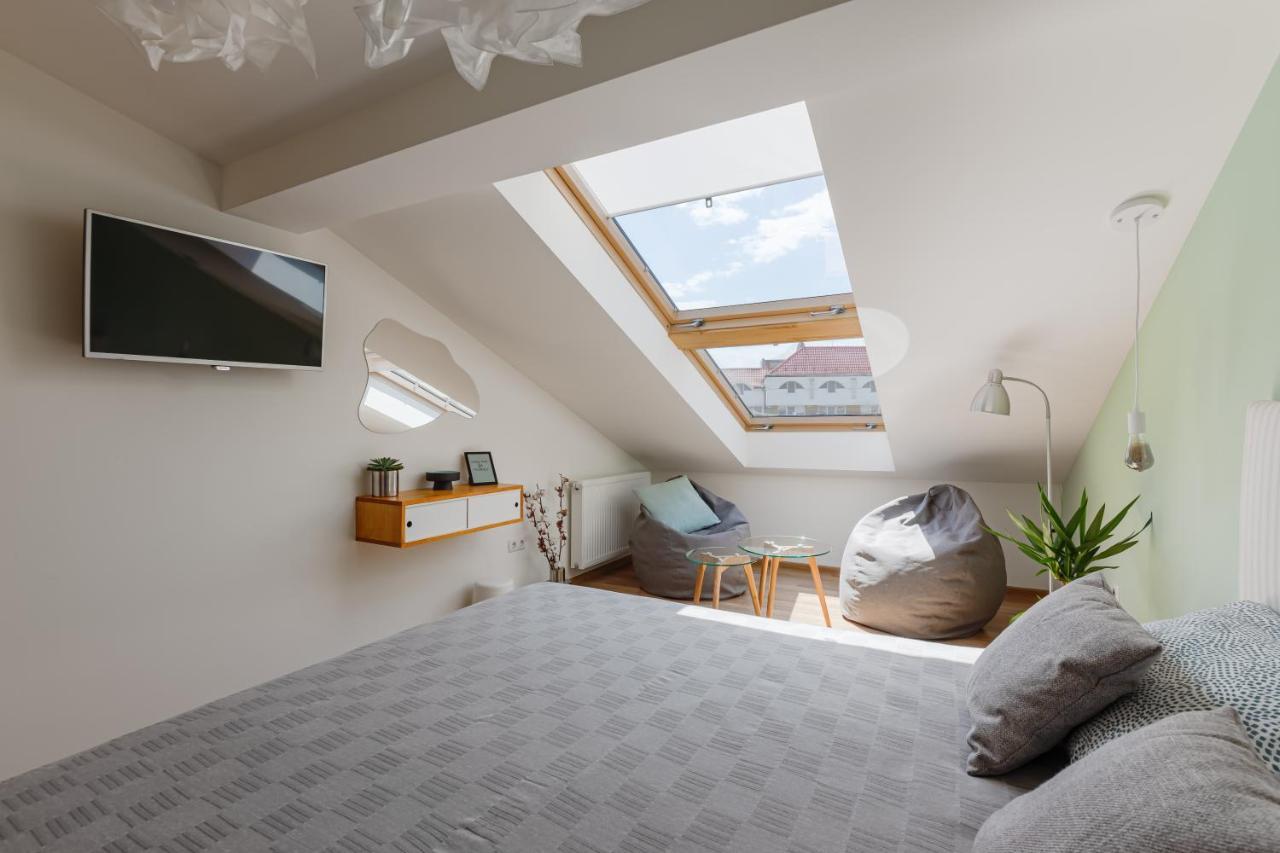 Roof Rooms Ivano-Frankivsk Exterior photo