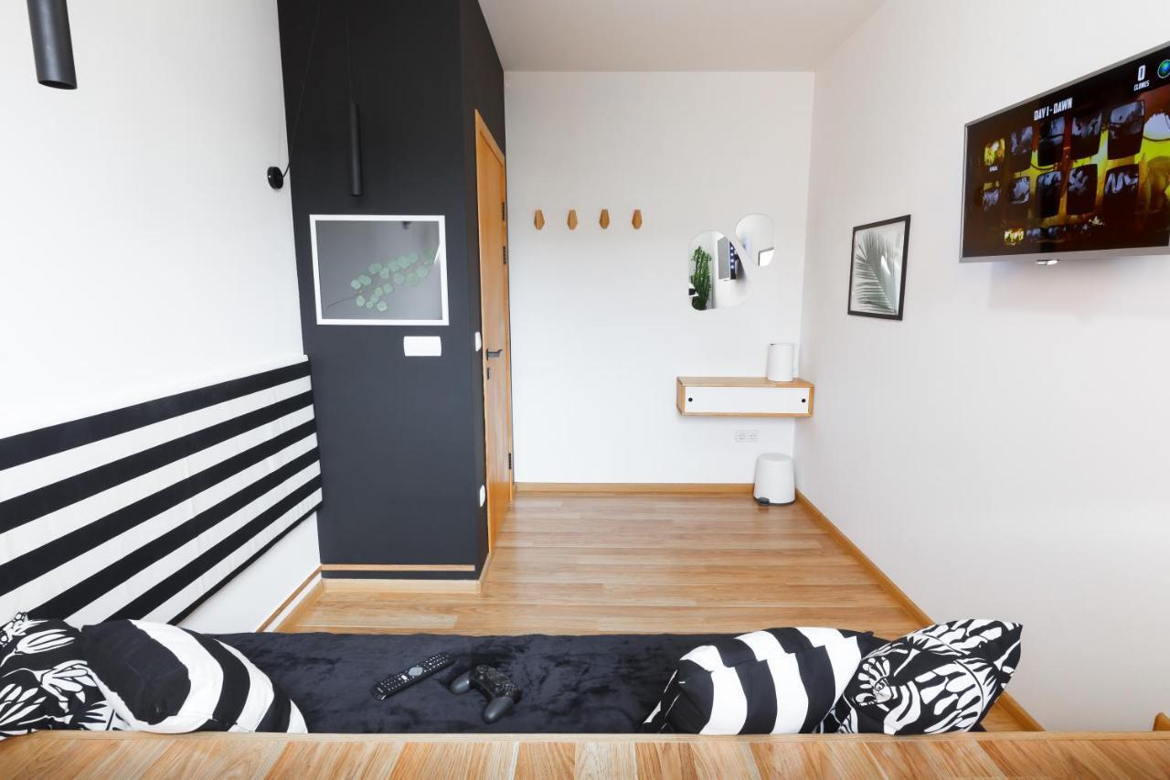 Roof Rooms Ivano-Frankivsk Exterior photo
