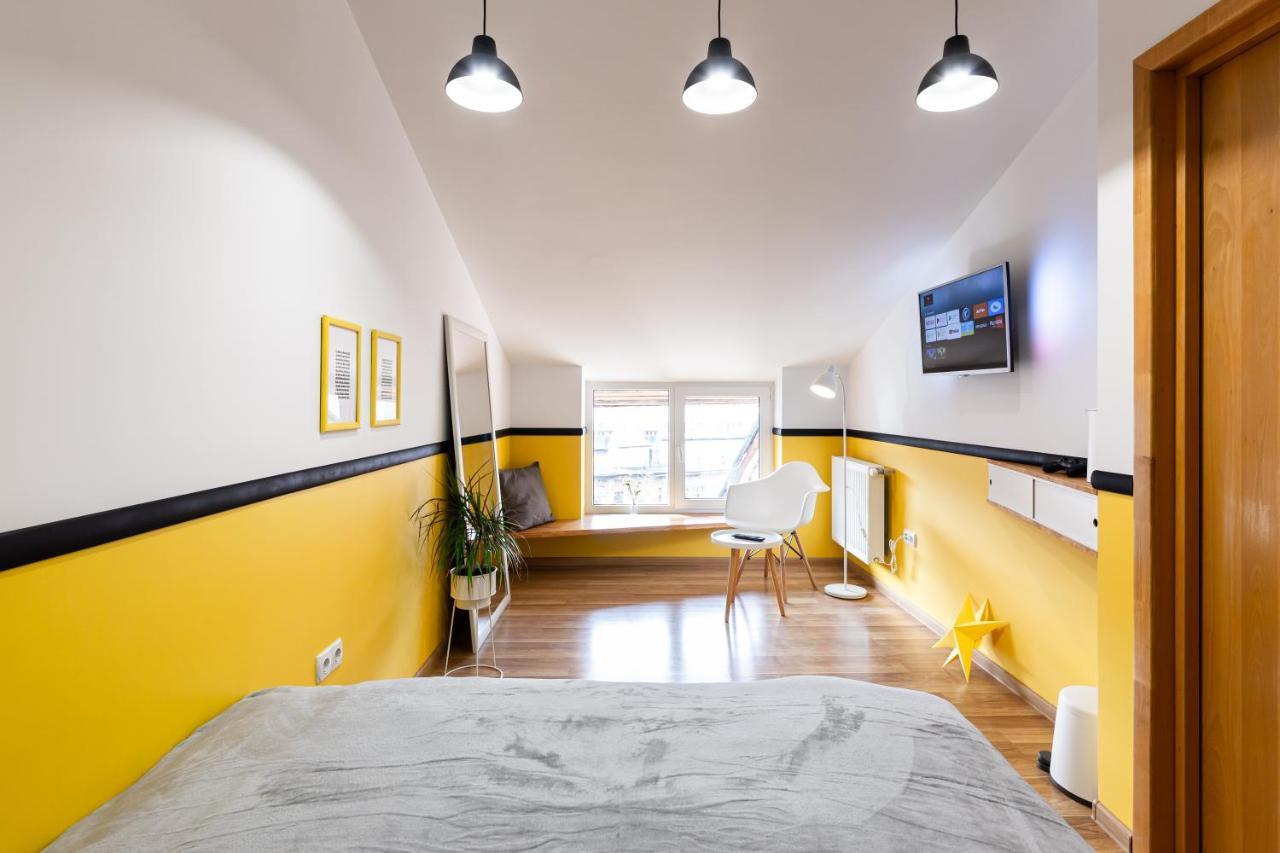 Roof Rooms Ivano-Frankivsk Exterior photo